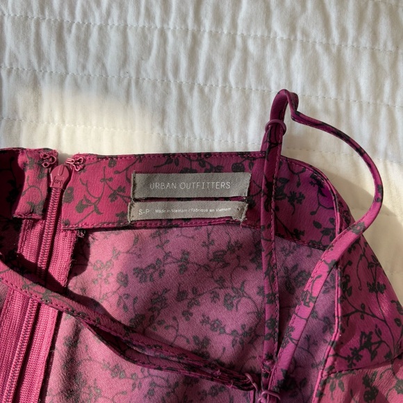 URBAN OUTFITTERS Purple Flower Button-Up Romper - Picture 4 of 6